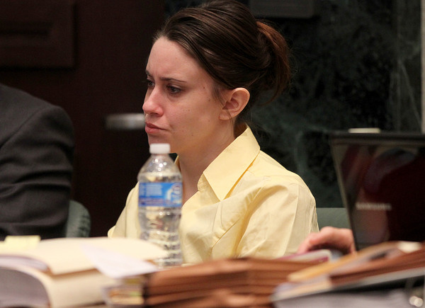casey anthony crime scene photos. The jury also saw Casey on